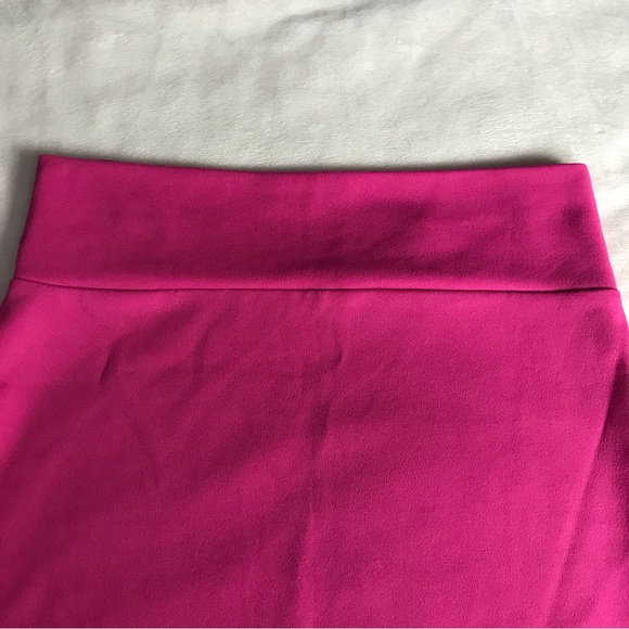 Event Pencil Skirt Women’s Size XS Color Pink Pull On knee length Pre owned - Picture 9 of 11